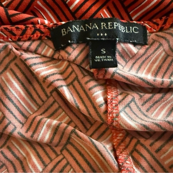 Banana Republic Red Geometric Faux Wrap Sheath Dress Size Small Petite SP - Picture 6 of 7